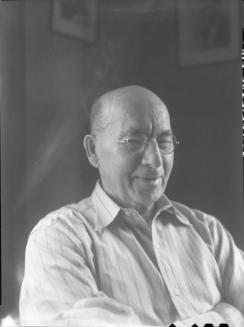 Untitled (man with bald head)