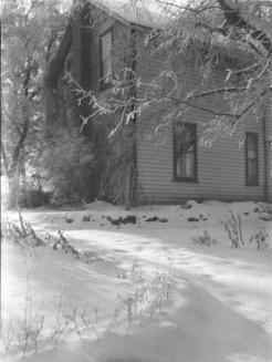 Untitled (corner of two-storey house)
