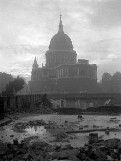 Untitled (imposing domed building)