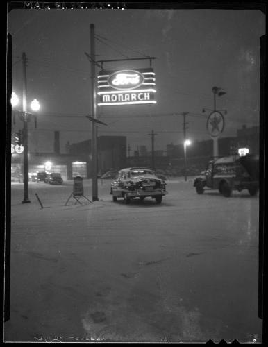 Untitled (gas station)