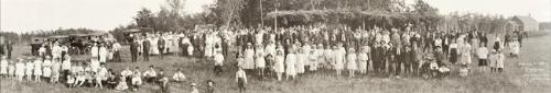 Picnic, 17 July 1918, Lindsay, Saskatchewan