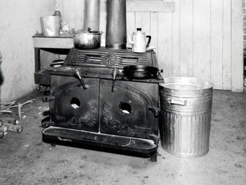 Stove, Daniel Beaver Residence, Demarais, Alberta, September 1985