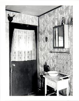Wash Basin, Samson Beaver Residence, Calling Lake, Alberta, July 1985