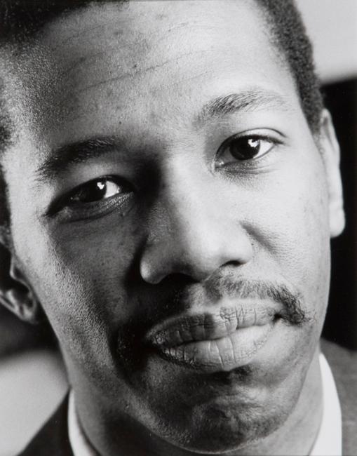 Kenny Washington (Drummer - U.S.)