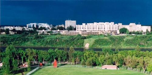 My World: 15th Floor, 430 5th Ave. N., Kinsmen Park & U of S, June 2005