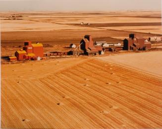 SK: The Great Regina Plain - Farming Community of Estlin, Just to South of Regina