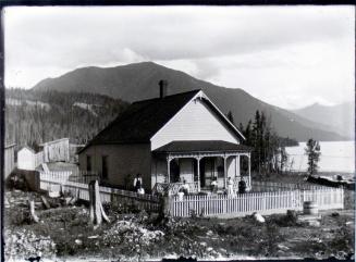 Genelle family house at Nakusp (1899)