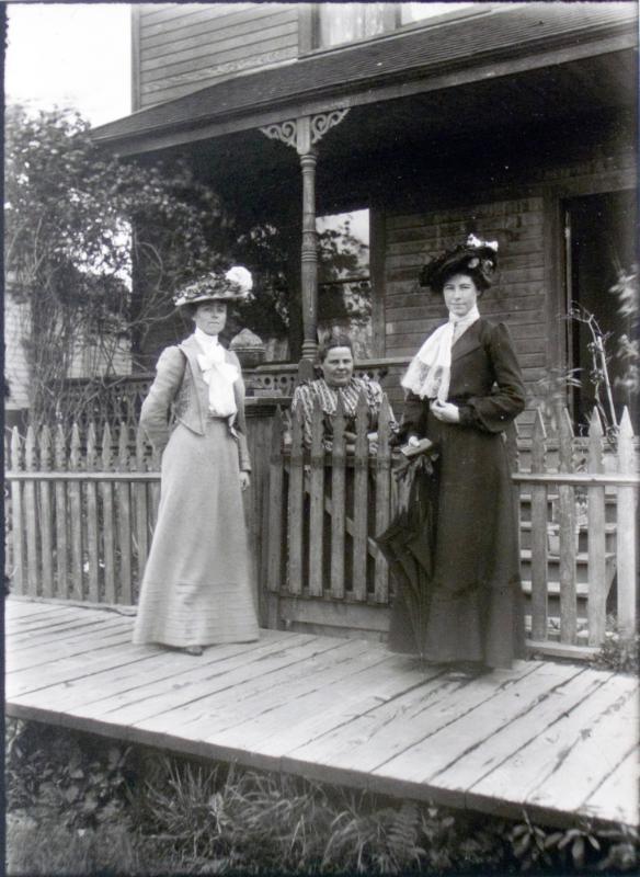 Mattie, Mrs. Catherine Freese and friend in front of Mrs. Freese's house on Alice Street in New Westminster