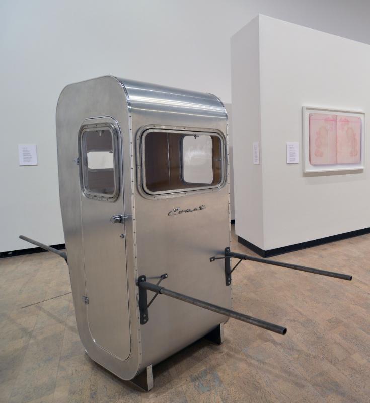 The Sedan Chair in the Machine Age Style