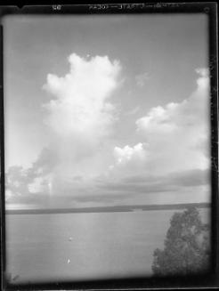Sail on Sea