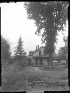 Untitled (house in the country)