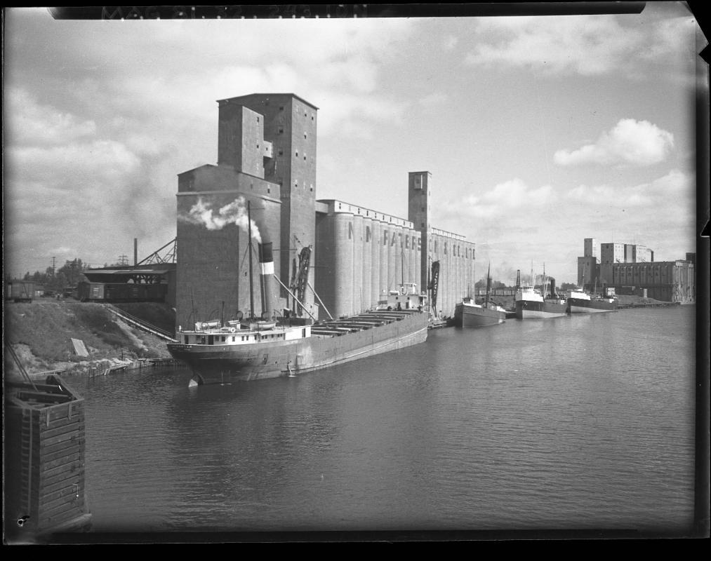 Untitled (ships in port)