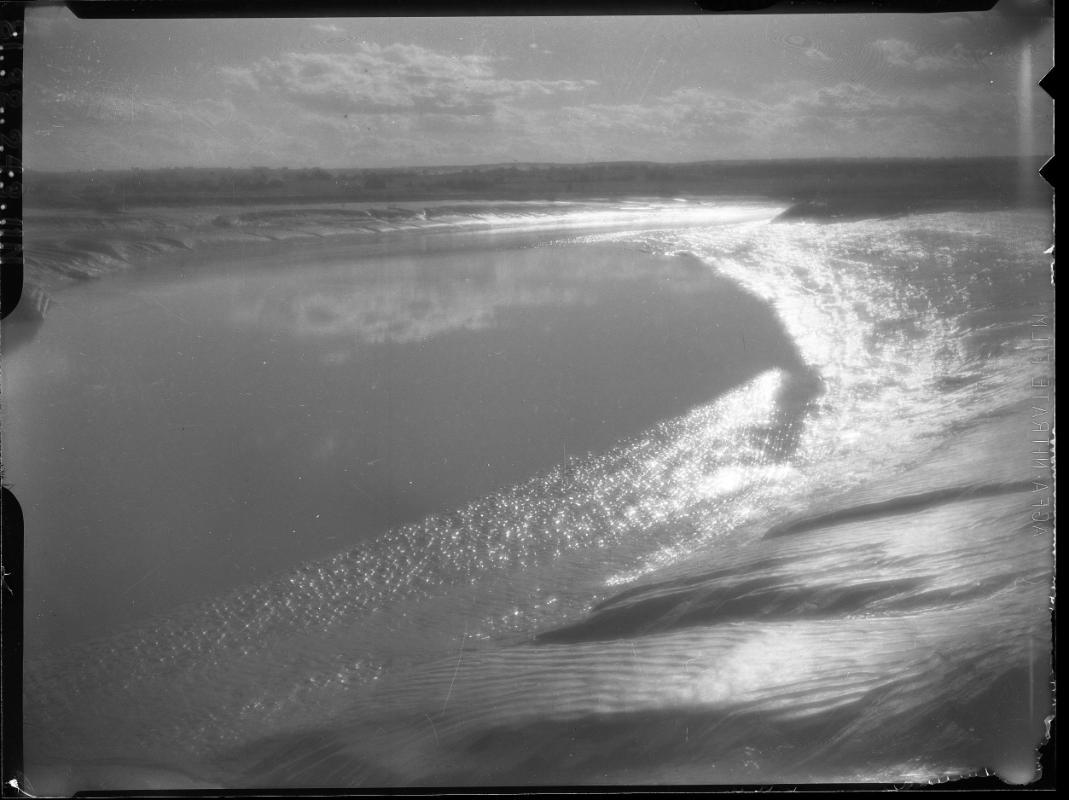 Untitled (mud flats on Petitcodiac River) – Works – eMuseum